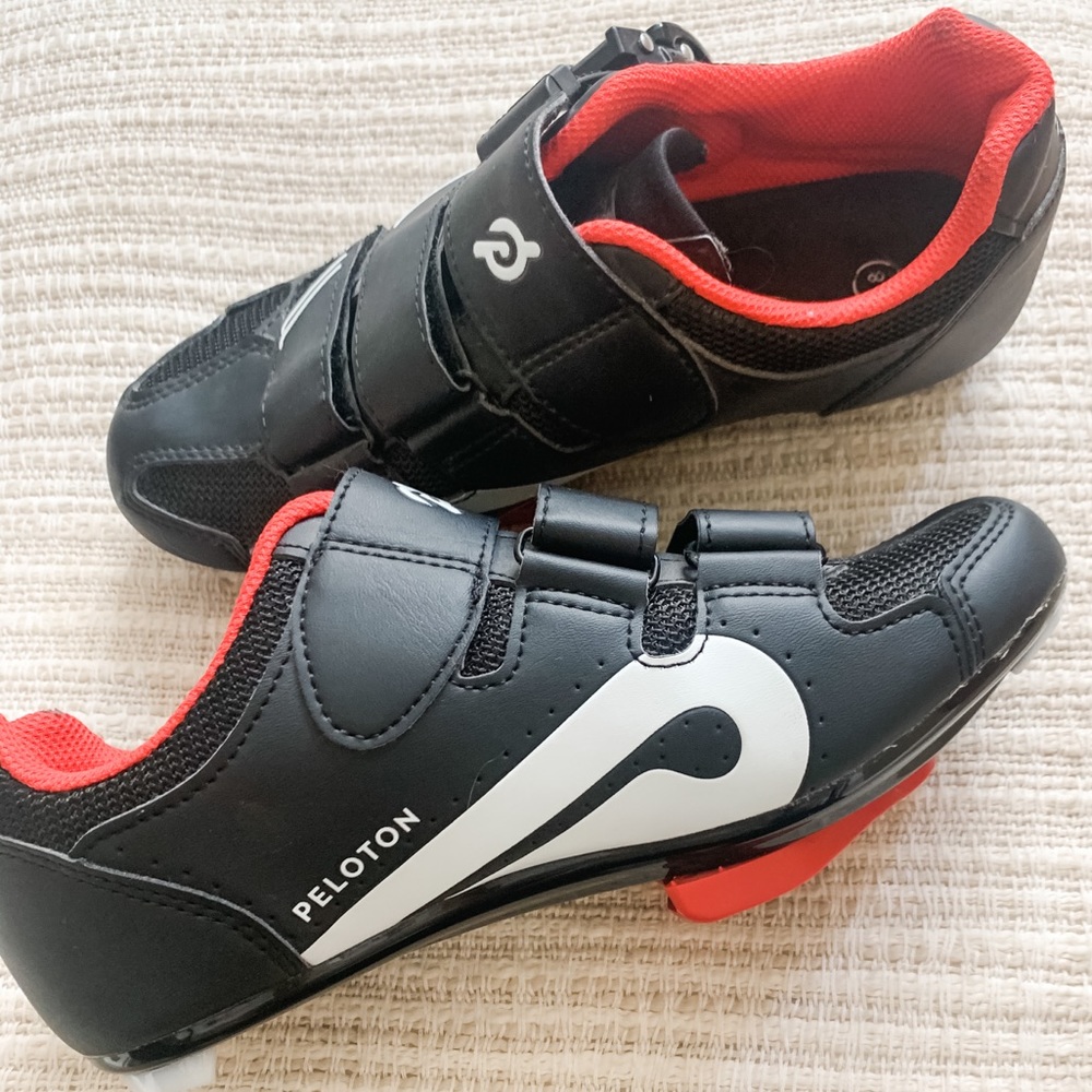 Gently Used Peloton Cycling Shoes